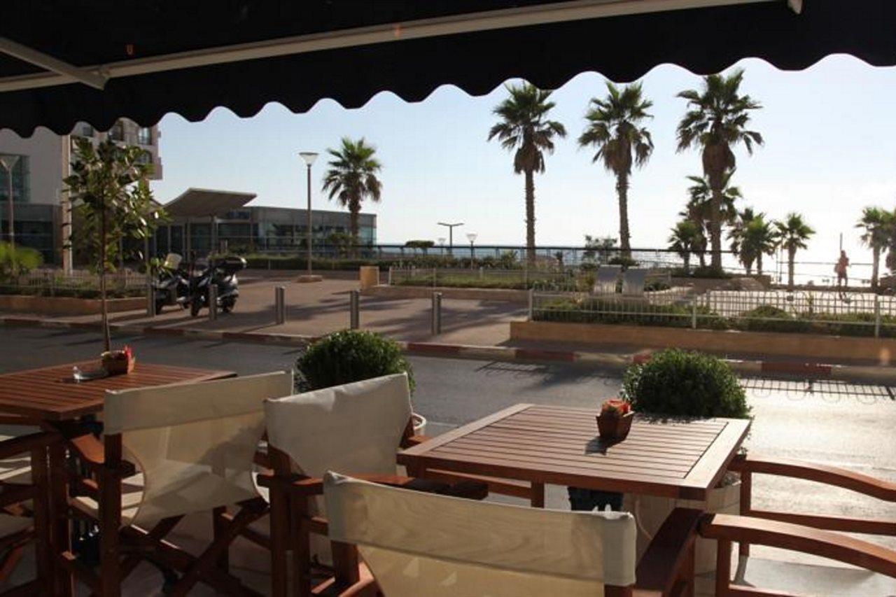 Dream Beach 98 Hotel And Spa Tel Aviv Exterior foto